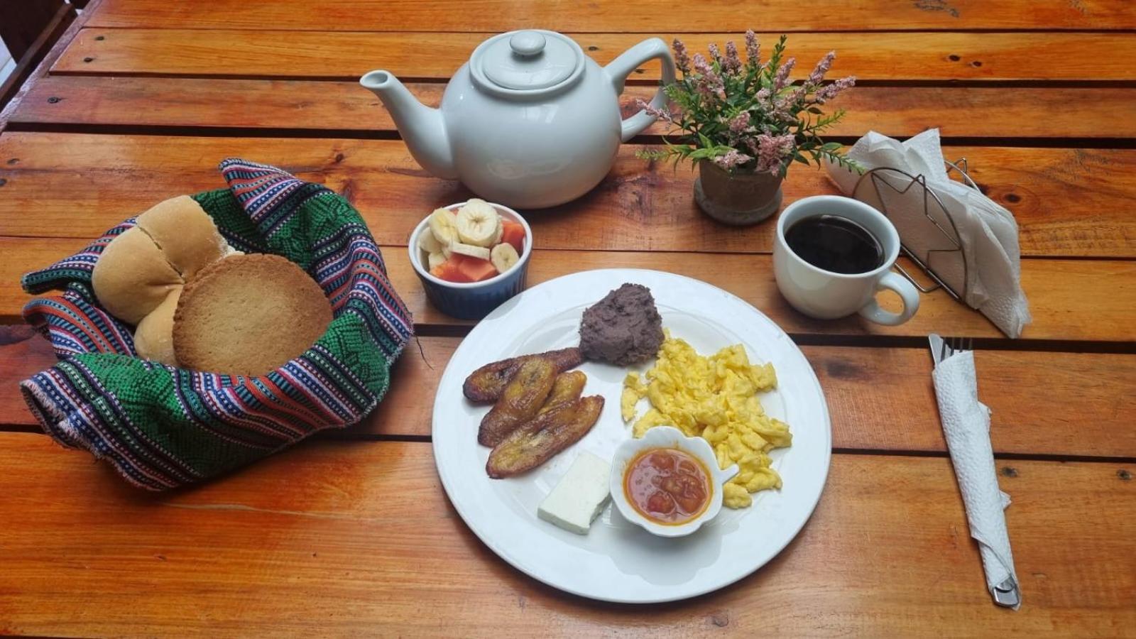 Azura Hotel Boutique Coban Luaran gambar